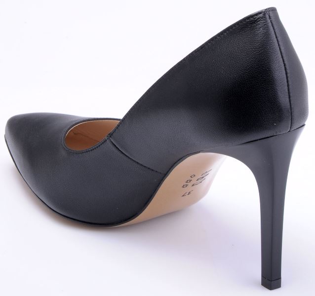 AN4527 czarny skóra